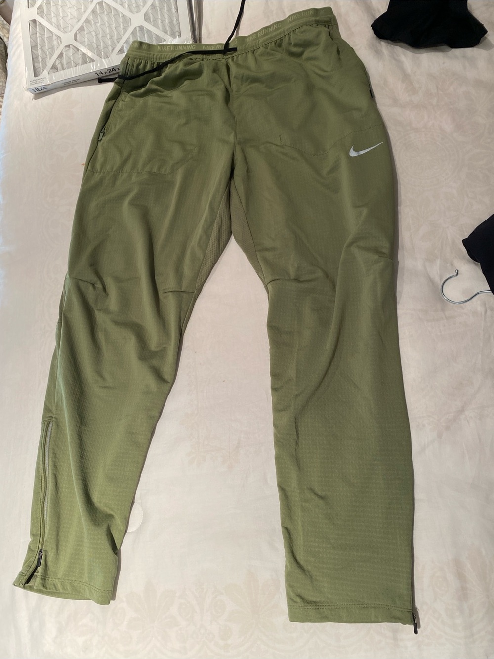 Nike Phenom Elite Knit Jogger Running Pants Green Men's Size XL DQ4740-334